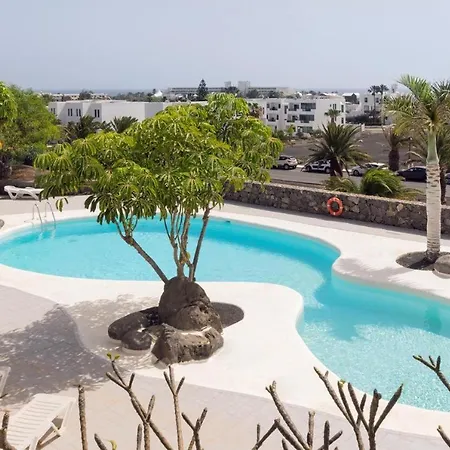 Apartamento Om Con Piscina Y Vistas Al Mar كوستا تاغيسي