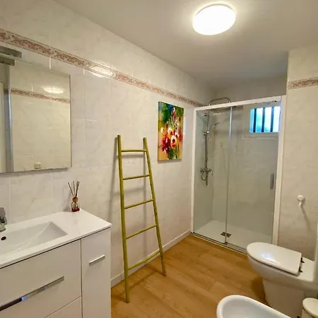 شقة Apartamento Om Con Piscina Y Vistas Al Mar *