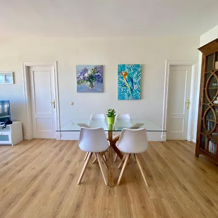 Διαμέρισμα Apartamento Om Con Piscina Y Vistas Al Mar *